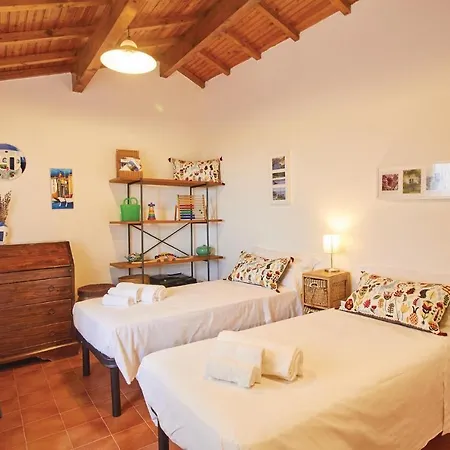 Four Bedroom Holiday In * San Remo