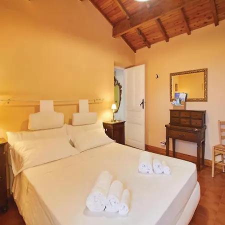 Hébergement de vacances Four Bedroom Holiday In